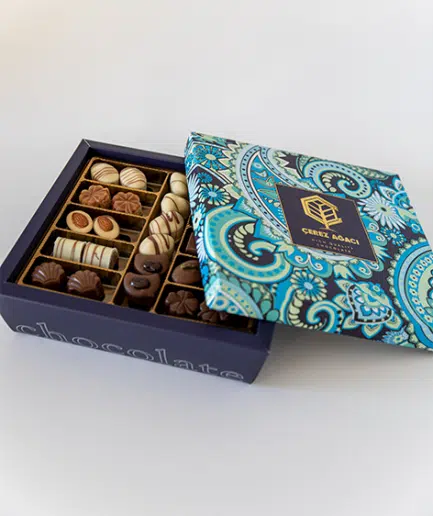 Cerez Agaci Konik Cikolata Kutusu